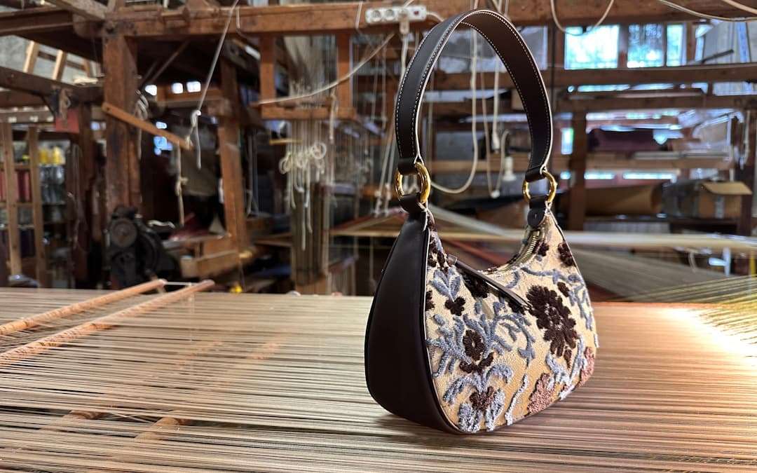 Bevilacqua Luna Hobo Bag: The Elegance of Venetian Velvets