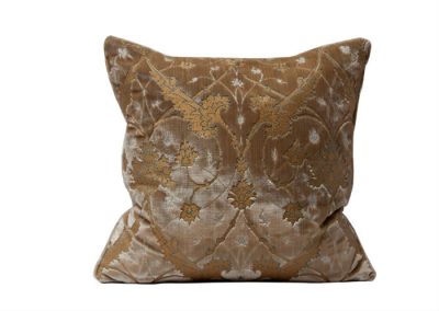 Ca’ d’Oro Velvet Cushion